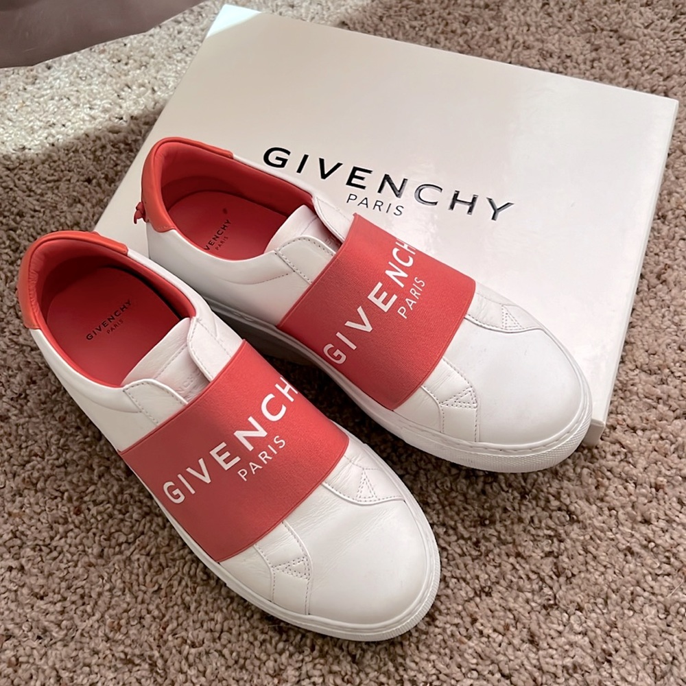 Givenchy Urban Street Sneaker